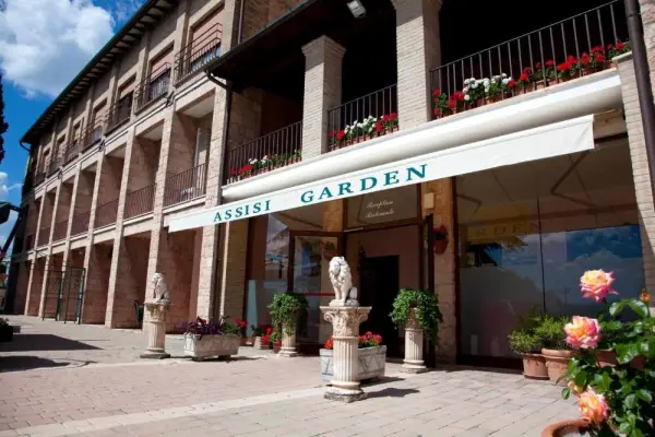 Assisi Garden 6